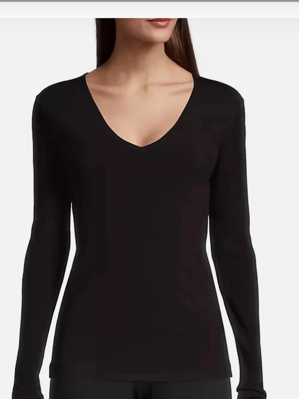 Capsule 121 The Wilson Tee XS Black V Neck